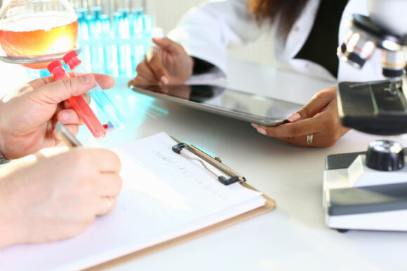 How Do Specialty Chemical Blending Services Work?